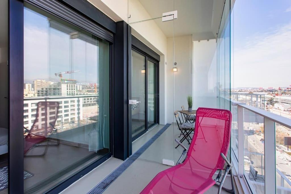 L17 Arenas Suite 3 Balconies 5Mins To The Sea Nice Exterior photo