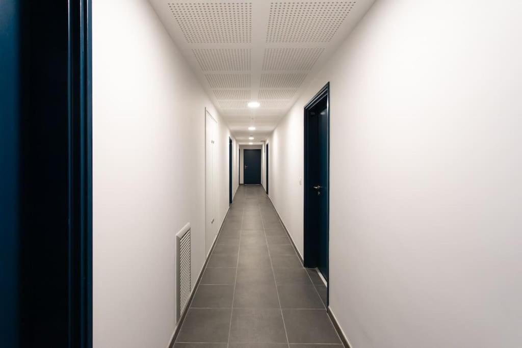 L17 Arenas Suite 3 Balconies 5Mins To The Sea Nice Exterior photo